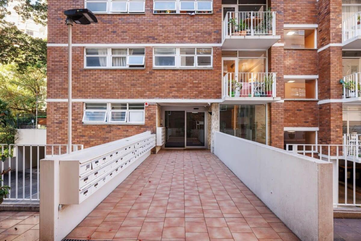 Studio Apt With Parking Balcony & Water Views Sydney Luaran gambar