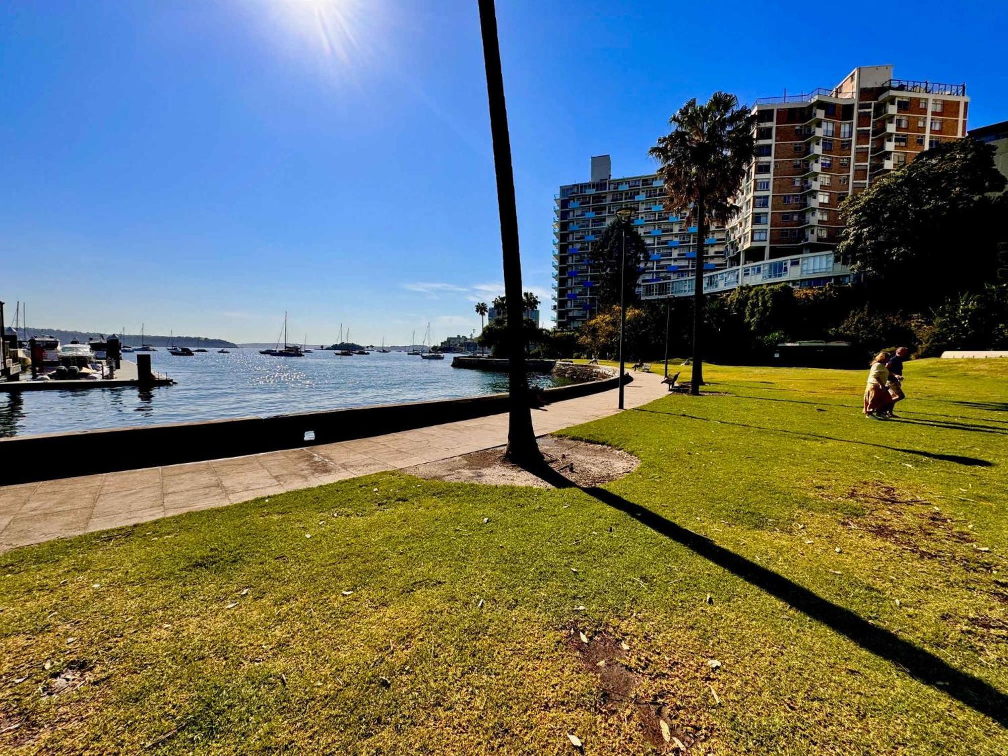 Studio Apt With Parking Balcony & Water Views Sydney Luaran gambar